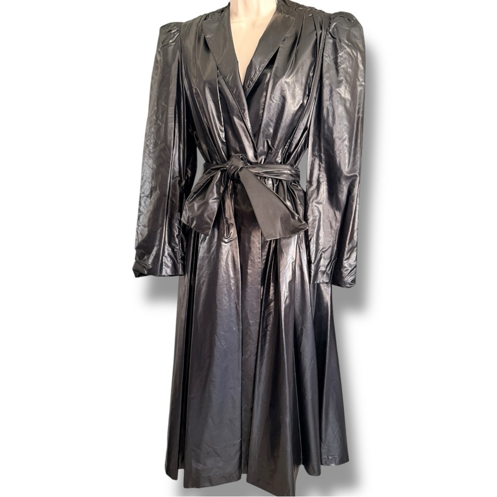 Vintage 1982 80s Nipon Coature  Shiny Pleated Belted Trench Coat Size 8